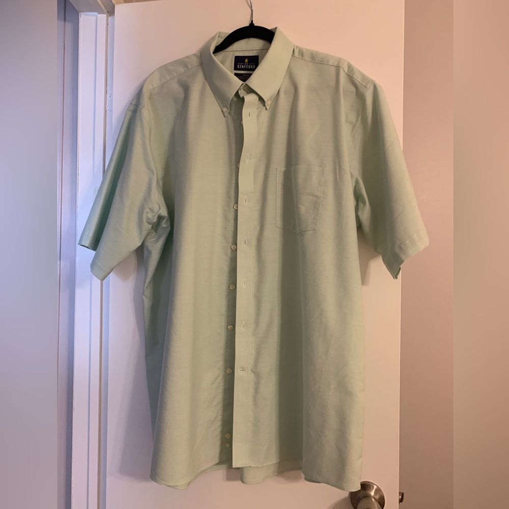 Stafford Men’s Oxford wrinkle free shirt
